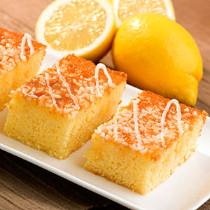 Handmade Cake Co. Lemon Drizzle Traybake 12ptn