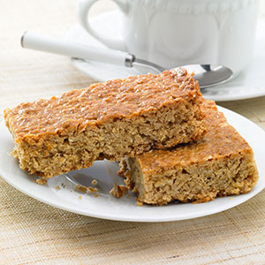 Handmade Cake Company Flapjack Traybake P/P 12