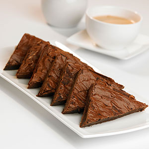 Handmade Cake Co. Chocolate Brownie Traybake 12ptn