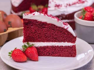 Red Velvet Cake 14 Portion