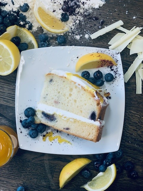 Cake Company Lemon & Blueberry Cake 14ptn