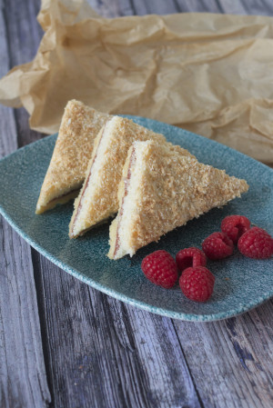 Chef Approved Gluten Free Raspberry Jam & Coconut Traybake p/p 12